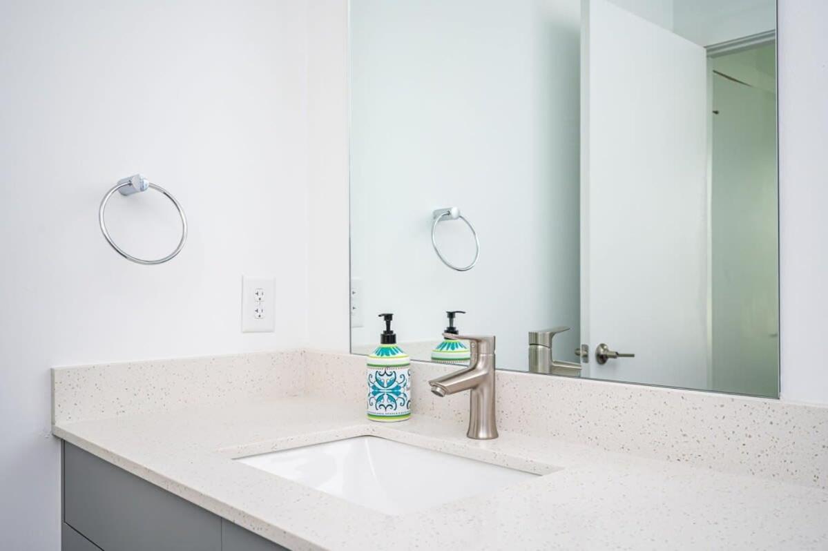 Сasa de vacaciones Brand-new Parkview With Balcony In Old Fourth Ward 542blvd Atlanta